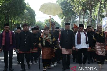 Peringatan 32 tahun Lubuk Basung sebagai Ibukota Agam, diwarnai nuansa adat