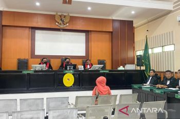 Sidang korupsi mantan Sekda Kendari hadirkan saksi pensiunan ASN