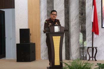 Kajati Kepri minta jajaran perkuat komitmen penegakan hukum