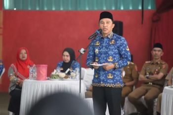 Bupati Lampung Barat tekankan pendidikan penting dalam kemajuan daerah
