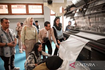 Legislator dorong pemerintah tingkatkan kompetensi sekolah perindustrian