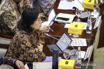 Indonesian govt explains why education budget misses 20 pct target