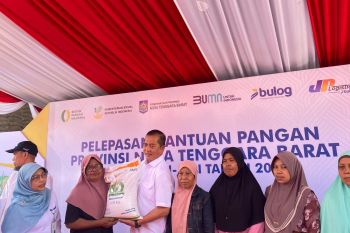 NTB luncurkan bantuan pangan beras untuk 511.381 keluarga miskin