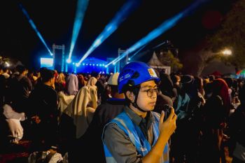 PLN terangi Festival Lakey di Dompu, wujud listrik untuk rakyat