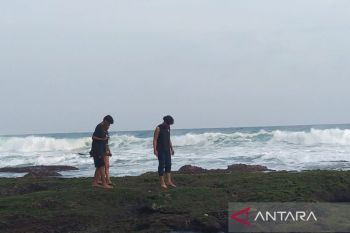 BBMKG: Waspadai gelombang laut hingga enam meter di selatan Bali