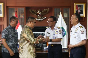 Pemprov Kepri dan Bakamla perkuat kerja sama pengamanan laut