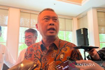 Menhub minta pendinginan KM Barcelona dipercepat agar segera bisa diinvestigasi