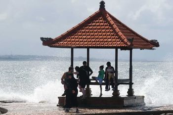 PEMPROV BALI ANTISIPASI DAMPAK CUACA EKSTREM PADA PARIWISATA