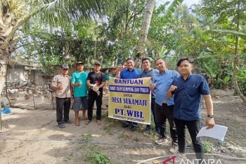 PT WBL serahkan bantuan program pemberdayaan untuk masyarakat binaan