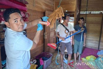 Seorang ibu di Murung Raya histeris temukan anaknya tewas gantung diri