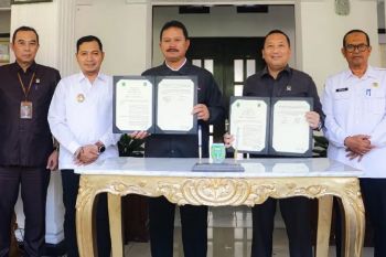 Pemkot dan PN Kota Madiun berkomitmen permudah layanan kependudukan