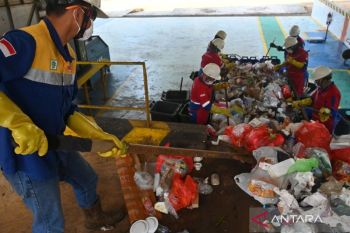 Indonesia to make plastic recycling mandatory for producers by 2029