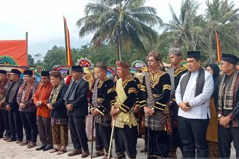 Bupati Agam pimpin prosesi Batagak Panghulu Suku Tanjuang Panampuang