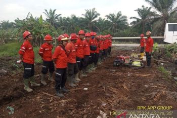 RPK PT Arara Abadi APP Grup Gabung Satgas Bantu Padamkan Karhutla di Rohil dan Rohul