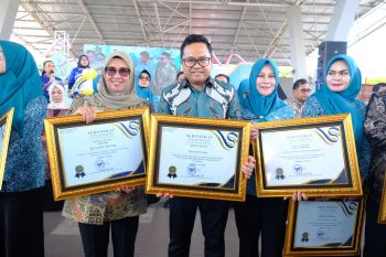 Pemkab Gowa raih penghargaan nasional atas program keluarga