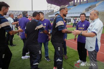 Persita Tangerang vs Persija: reuni Carlos Pena dengan mantan tim