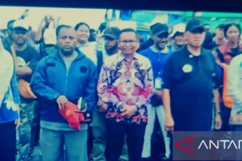 Bupati Biak Numfor harapkan peserta KKN mampu identifikasi masalah