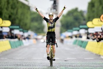 Van Aert menangi etape terakhir Tour de France, Pogacar juara umum