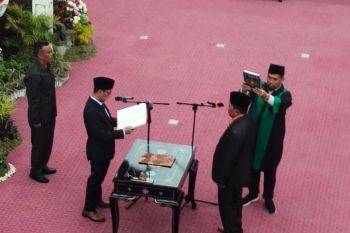 PAW DPRD Lombok Tengah: Lalu Kelan gantikan kursi Alm. Ahmad Rumiawan