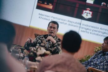 Downstreaming export goods could strengthen rupiah: govt