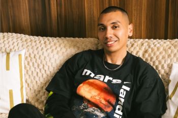 Rayi Putra menampilkan sisi romantis lewat single "Istriku"