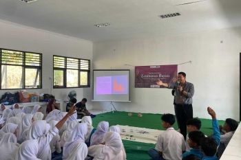 KPP Pratama Mataram Timur edukasi pajak bagi pelajar di Lombok Utara