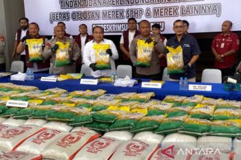 DKP Pekanbaru perketat pengawasan terkait temuan beras oplosan dikemas dalam karung bermerek