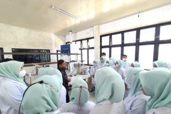Tingkatkan kapasitas riset mahasiswa, LLDIKTI Wilayah X fasilitasi praktikum analisis senyawa bioaktif