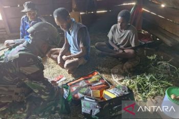 Satgas Yonif 521/DY sukseskan program CKG warga Mamberamo Tengah