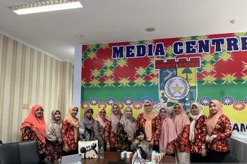 Wakil Rektor III Universitas Pahlawan sosialisasikan bekam medis di acara DWP