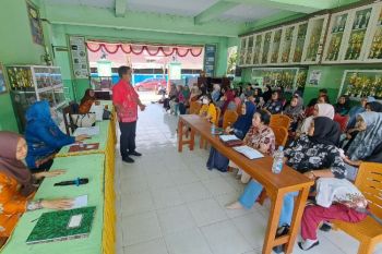 Disdik dukung penandatanganan pakta integritas wali murid di SMPN 1 Sampit