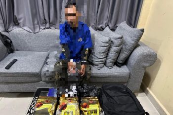 Sedang duduk di lobi hotel, Tersangka Z ditangkap Polisi Dumai karena menguasai 3,2 kilo sabu