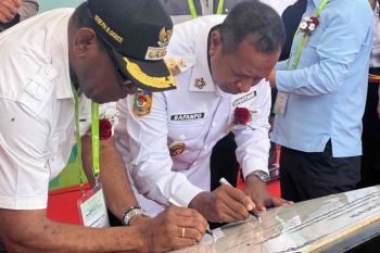 Gubernur Papua Selatan meresmikan pembangkit listrik tenaga biogas