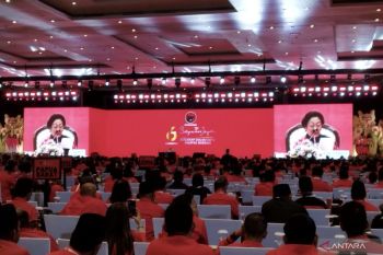 Megawati minta kader yang tak setia mundur dari PDIP saat kongres