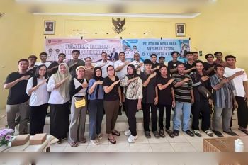 Disdagperin Kalteng bina IKM Kapuas optimalkan potensi daerah