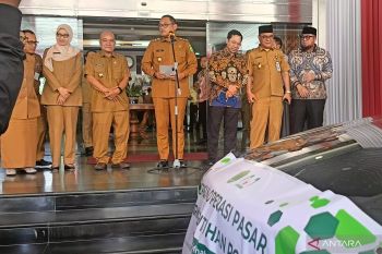 Pemprov Kaltim salurkan bantuan pangan atasi paceklik di Mahakam Ulu