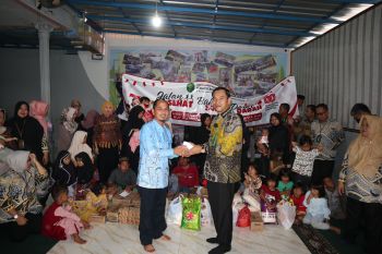 Pengadilan beri bantuan ke dua panti asuhan dalam rangka HUT Mahkamah Agung