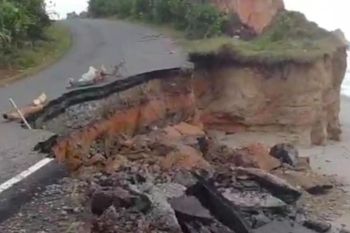 Pemprov Bengkulu desak Kementerian PU segera perbaiki jalan eks nasional Bintunan-Urai