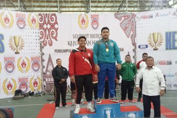 Lifter angkat berat Jambi raih dua emas Kejurnas 2025 di Medan
