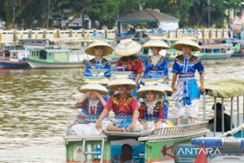 Banjarmasin turut sukseskan Festival Pasar Terapung 2025