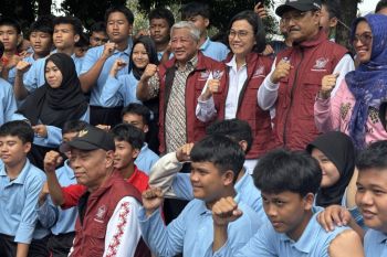 Pemerintah siapkan 15 ribu laptop untuk siswa Sekolah Rakyat