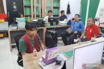 DPO kasus korupsi dana KUR di Bima serahkan diri ke jaksa