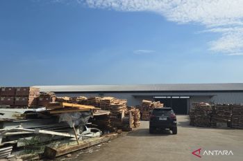 Gudang terbakar di Bojongmangu Bekasi bukan aktivitas limbah B3