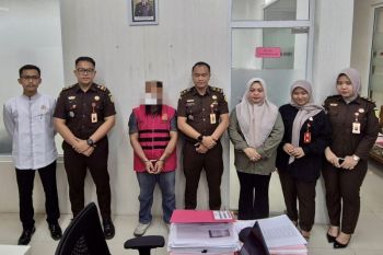 Kejari Tapin tahan pelaksana proyek jembatan terkait dugaan korupsi