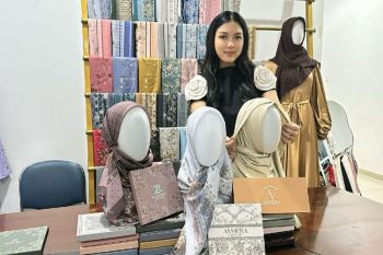 Anviera Scarves Official tampilkan brand Muslim berkualitas