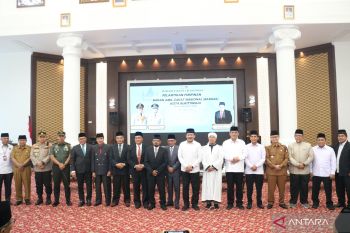 Wako Ramlan lantik pimpinan Baznas Bukittinggi Periode 2025--2030