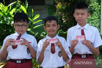 Pelayanan pembuatan Kartu Identitas Anak di Pontianak