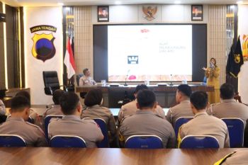 Personel Polres Wonosobo belajar penanganan korban laka lantas