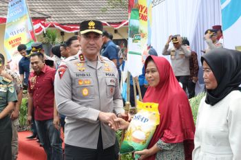 Polda Banten salurkan 35,5 ton beras lewat Gerakan Pangan Murah