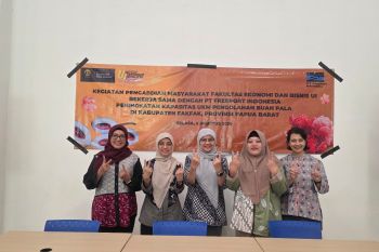 Pengabdi UI tingkatkan kapasitas UKM pengolahan buah pala di Fakfak, Papua Barat